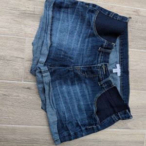 A Pea in the pod maternity shorts M